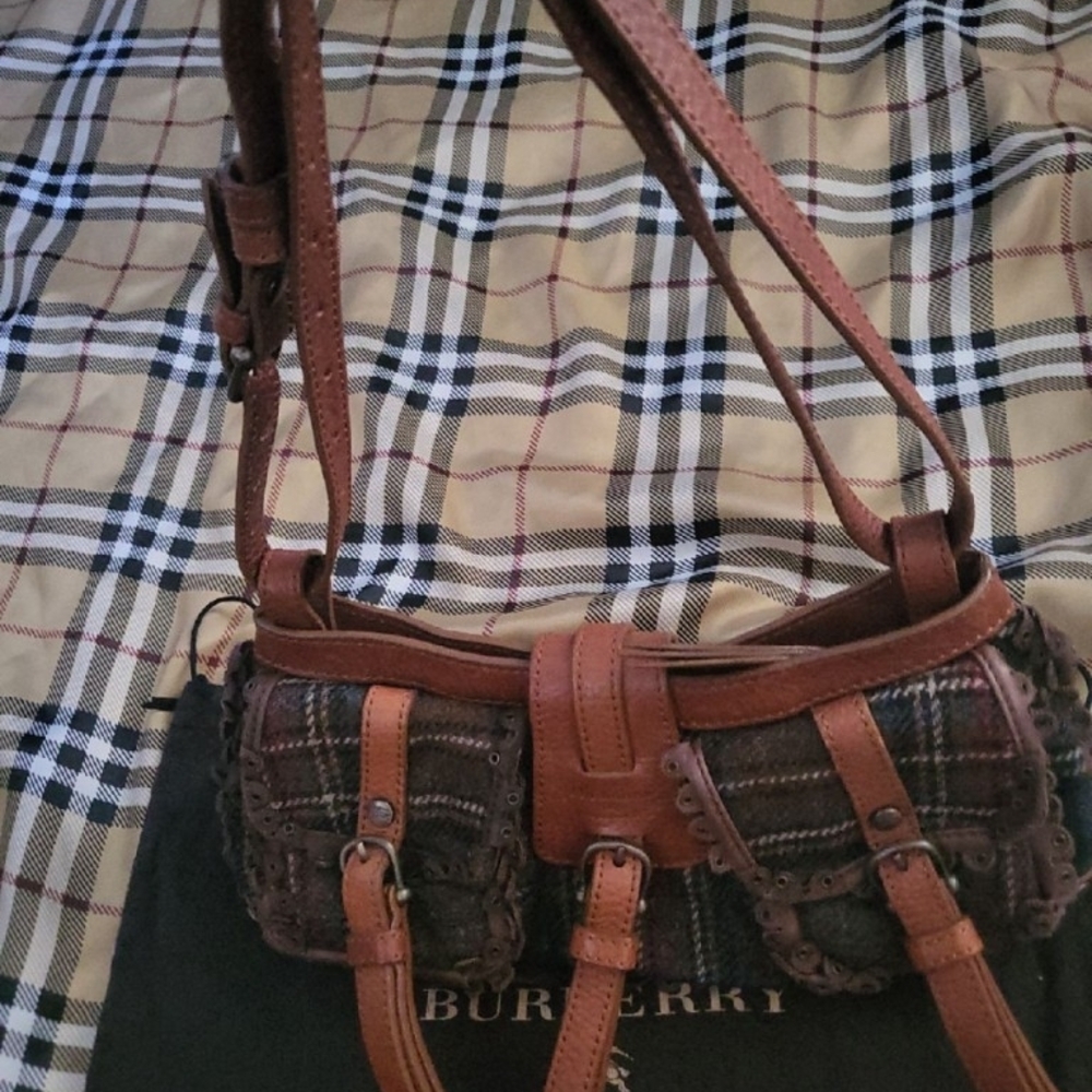 Burberry Prorsum Small Handbag - Picture 4 of 11